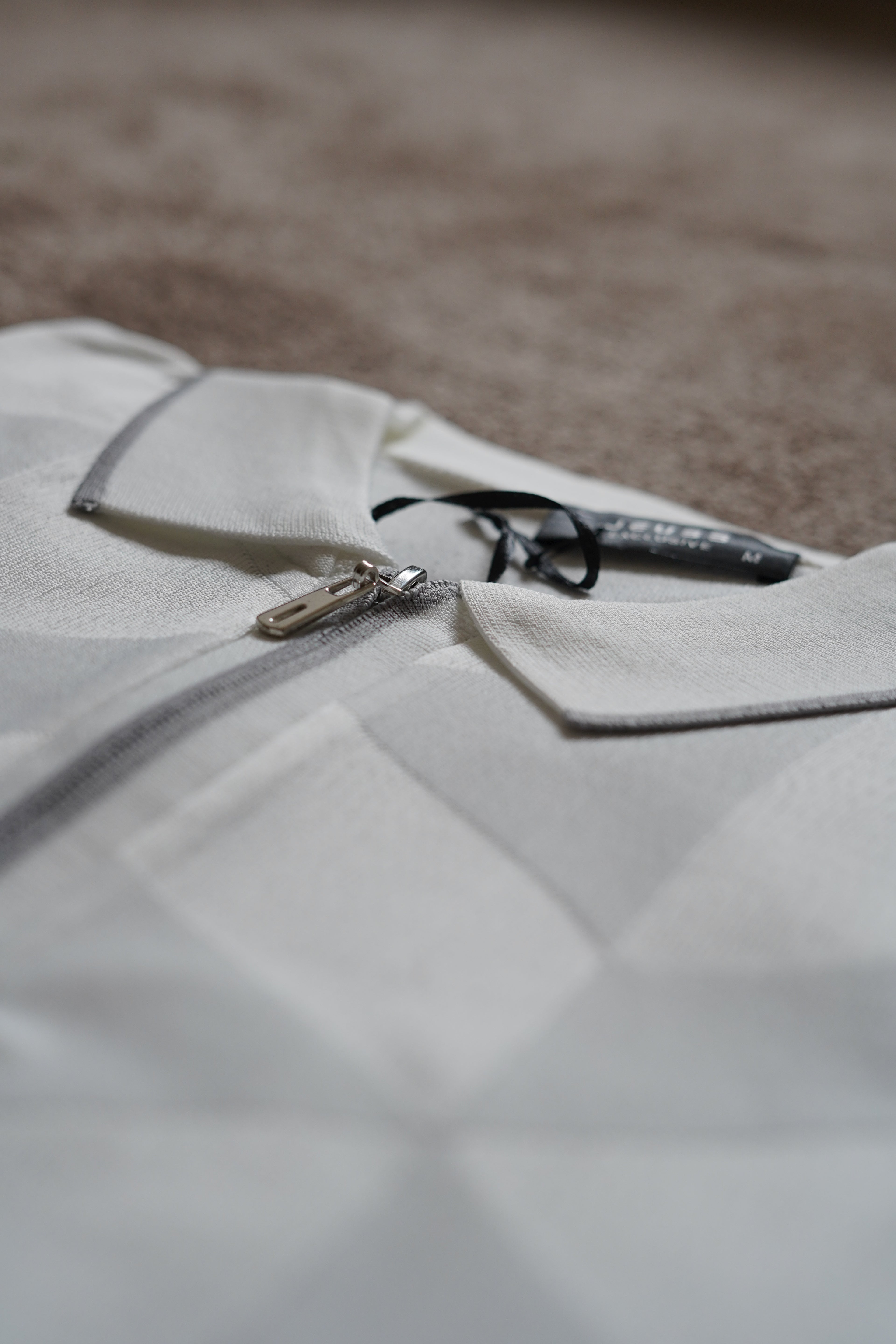 Polo Signature Géométrique à Col Zippé n4